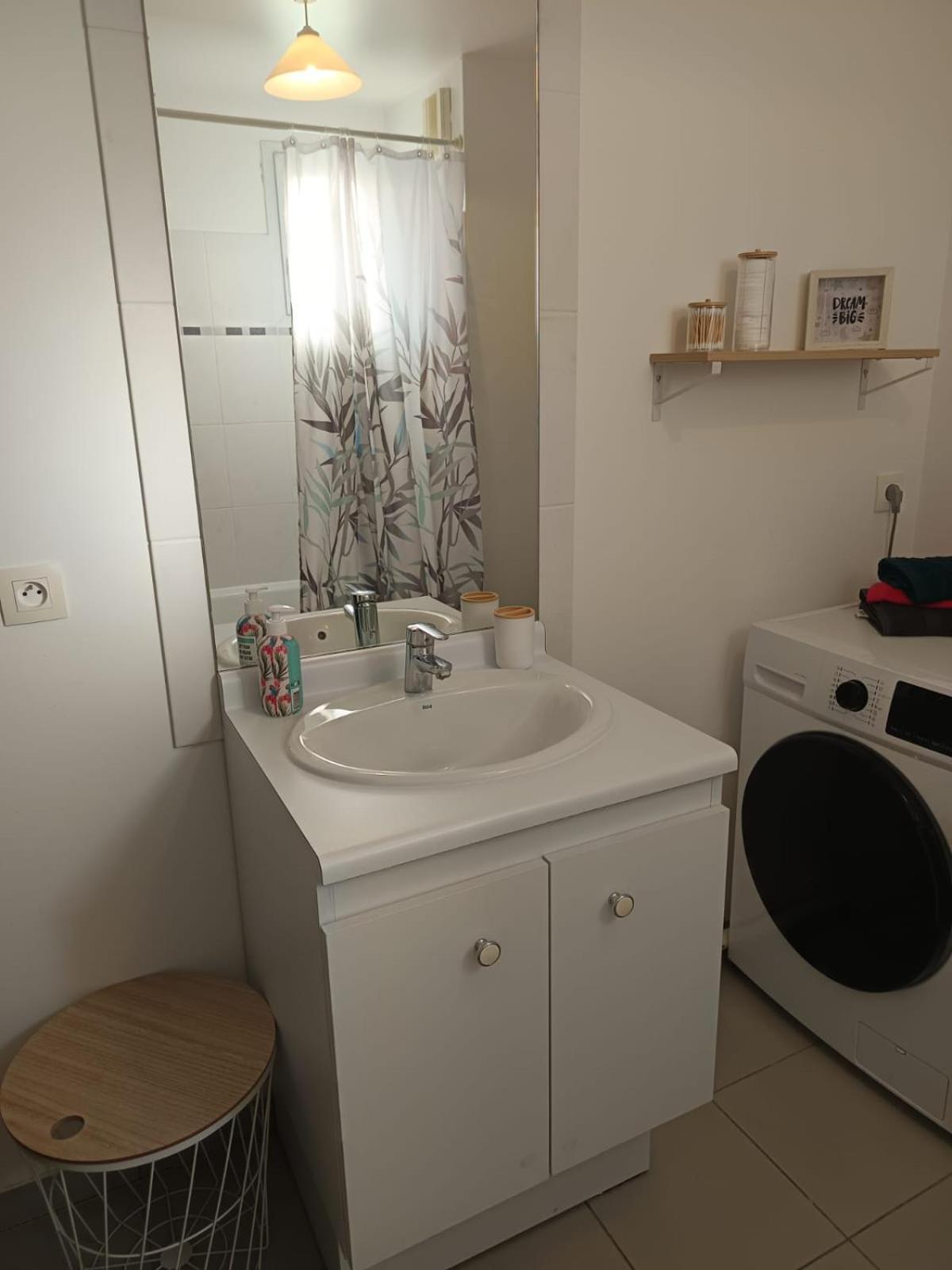 Duplex Proche Disney Avec Ecran Cinema Chessy  Exterior photo